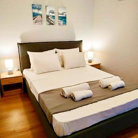Emerald Dream House,Heart Of The City Center Rhodes City Extérieur photo