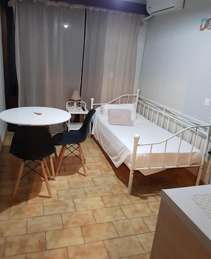 Emerald Dream House,Heart Of The City Center Rhodes City Extérieur photo